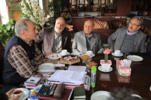 عکس/ دیدار جمعی از خیرین با آتش‌نشانان به‌مناسبت حادثه پلاسکو