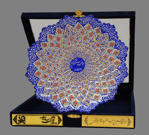 تندیس همایش تجلیل از همیاران و خادمین قرآنی
