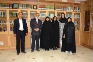 عکس/ دیدار اعضای کتابخانه ملی تهران و اصفهان با مدیرعامل و معاونین مؤسسه اهل البیت در تیرماه ۹۰