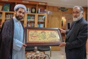 دیدار حجت الاسلام و المسلمین آقای دکتر جواد ادبی با مدیرعامل مؤسسه اهل البیت در آبانماه ۹۰
