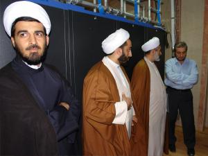 عکس/ دیدار حجت الاسلام و المسلمین کشکولی با معاونین و بازدید از موسسه اهل البیت در اردبیهشت ماه ۸۵