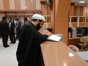 عکس/ دیدار حجت الاسلام و المسلمین دکتر شهاب مرادی با مدیرعامل و معاونین موسسه اهل البیت در بهمن ماه ۸۵