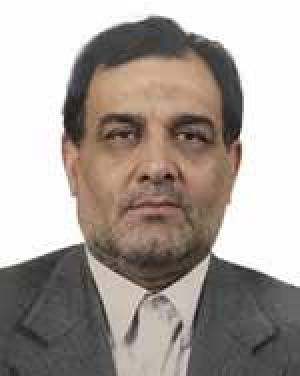 تقدیر مدیرعامل موسسه اهل البیت (ع) از دکتر چاکری به پاس تدوین کتاب شرح کامروایی