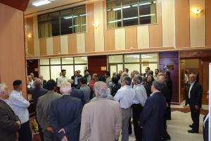 عکس /بازدید جمعی از خیرین از موسسه اهل البیت در آبانماه ۸۴