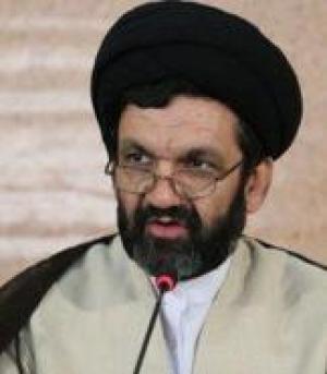 دست نوشته حجت الاسلام و المسلمین دکتر سید احمد سجادی در دفتر یادبود موسسه اهل البیت (ع)