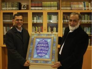 عکس/ دیدار مهندس جواد خاکی با مدیرعامل و معاونین مؤسسه اهل البیت در دیماه ۸۹