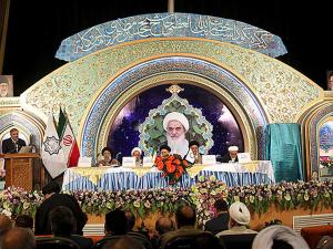 تقدیر مدیرعامل موسسه اهل البیت (ع) از حضرت آیت الله العظمی حاج شیخ حسین مظاهری/ ریاست حوزه علمیه اصفهان