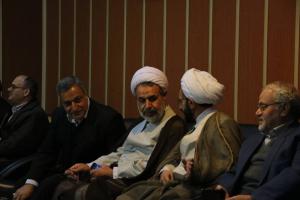 نشست هم اندیشی مدیرکل فرهنگ و ارشاد اسلامی استان اصفهان با مدیران قرآنی استان