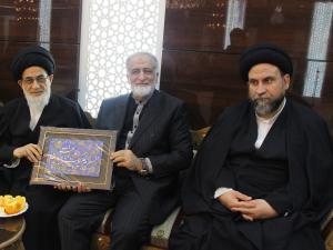 عکس/ دیدار حضرت آیت الله سید محمدعلی شیرازی با مدیرعامل موسسه اهل البیت در اسفندماه ۹۶