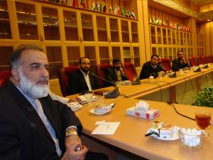 عکس/ دیدار باقر پیشنمازی با مدیرعامل و معاونین موسسه اهل البیت در آذرماه ۸۹