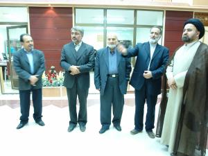 عکس/ دیدار حجت الاسلام و المسلمین حاج سید مصطفی میرلوحی با مدیرعامل و معاونین مؤسسه اهل البیت علیهم السلام در آبانماه ۸۵