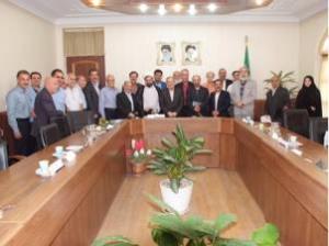 عکس/ دیدار اصحاب فرهنگ، هنر و قرآن استان با استاندار اصفهان در مردادماه ۹۵